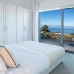 Eliandreia Luxury Villa *