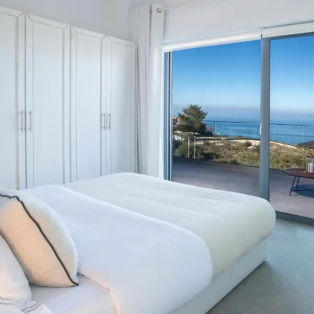 Eliandreia Luxury Villa *