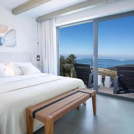 Eliandreia Luxury
